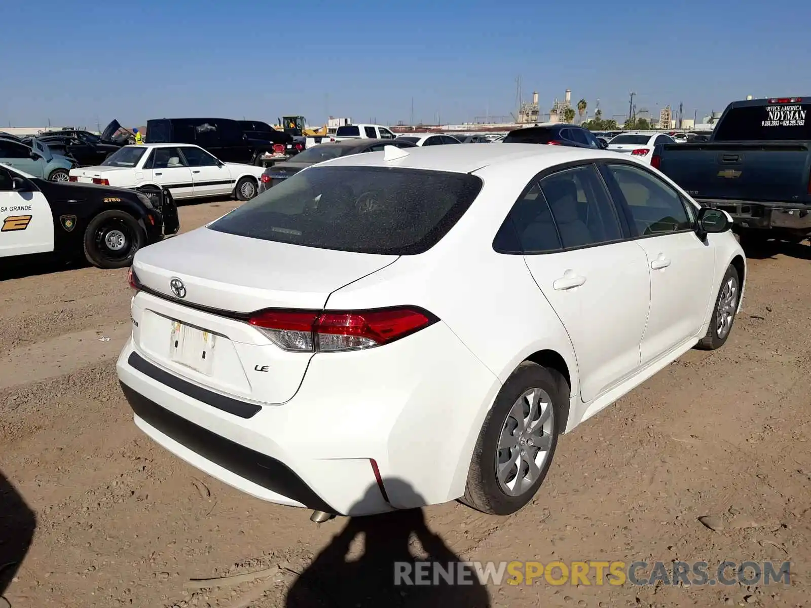 4 Photograph of a damaged car JTDEPRAE1LJ070220 TOYOTA COROLLA 2020