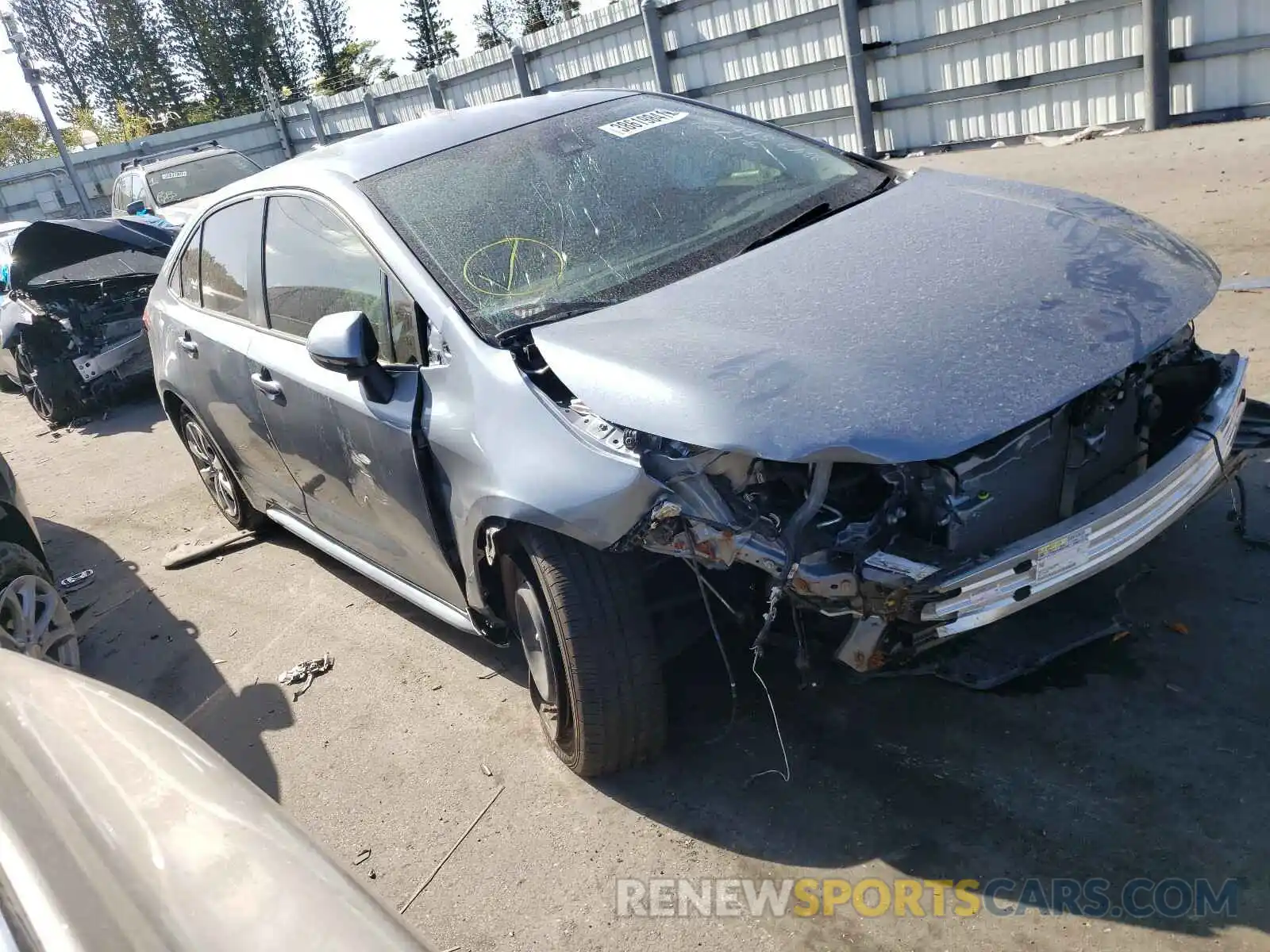 1 Photograph of a damaged car JTDEPRAE1LJ072243 TOYOTA COROLLA 2020