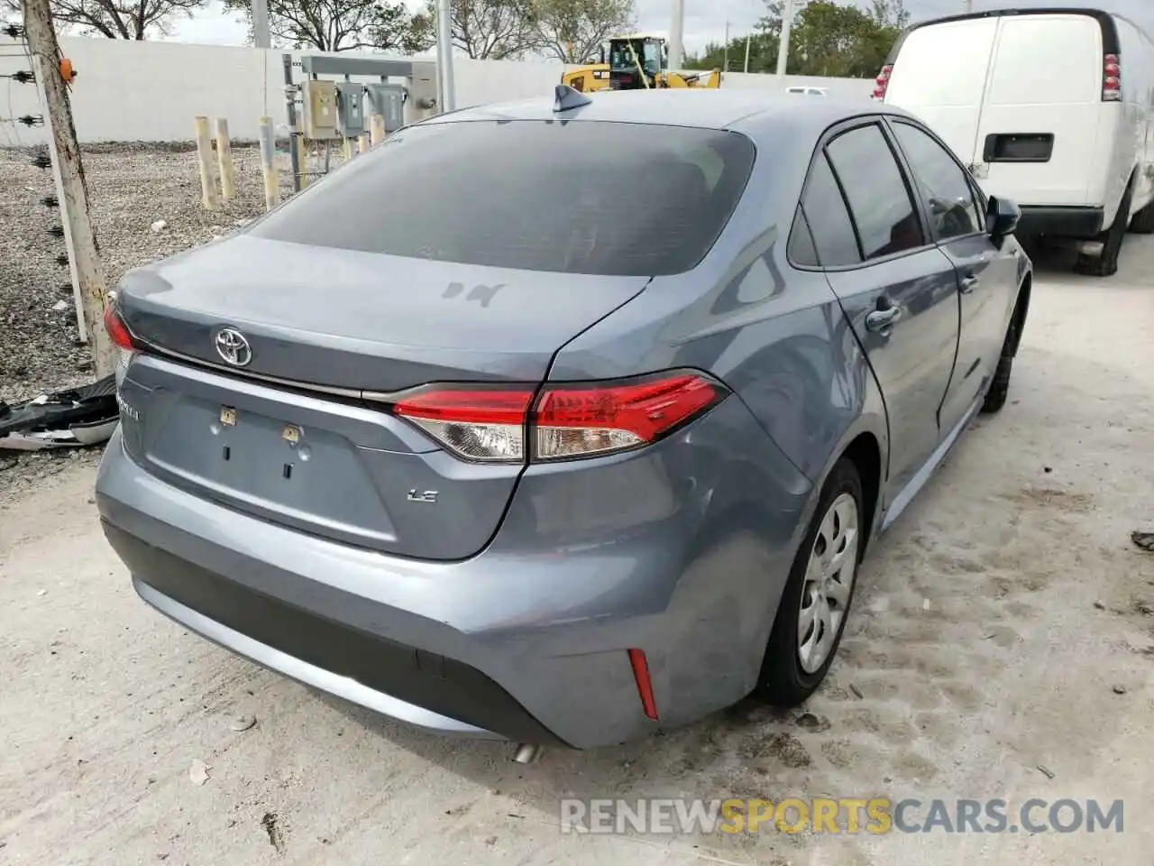 4 Photograph of a damaged car JTDEPRAE1LJ072310 TOYOTA COROLLA 2020