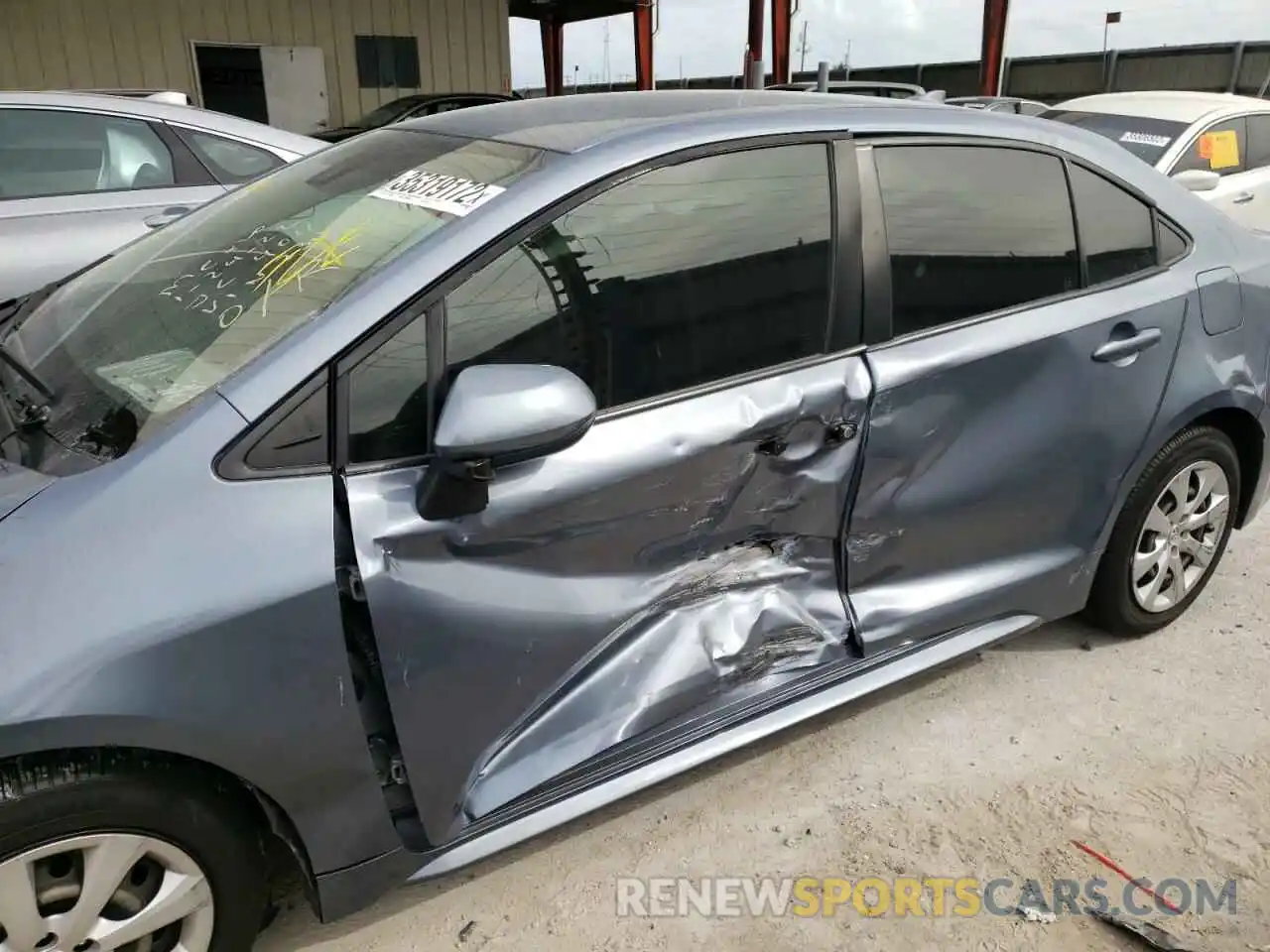 9 Photograph of a damaged car JTDEPRAE1LJ072310 TOYOTA COROLLA 2020