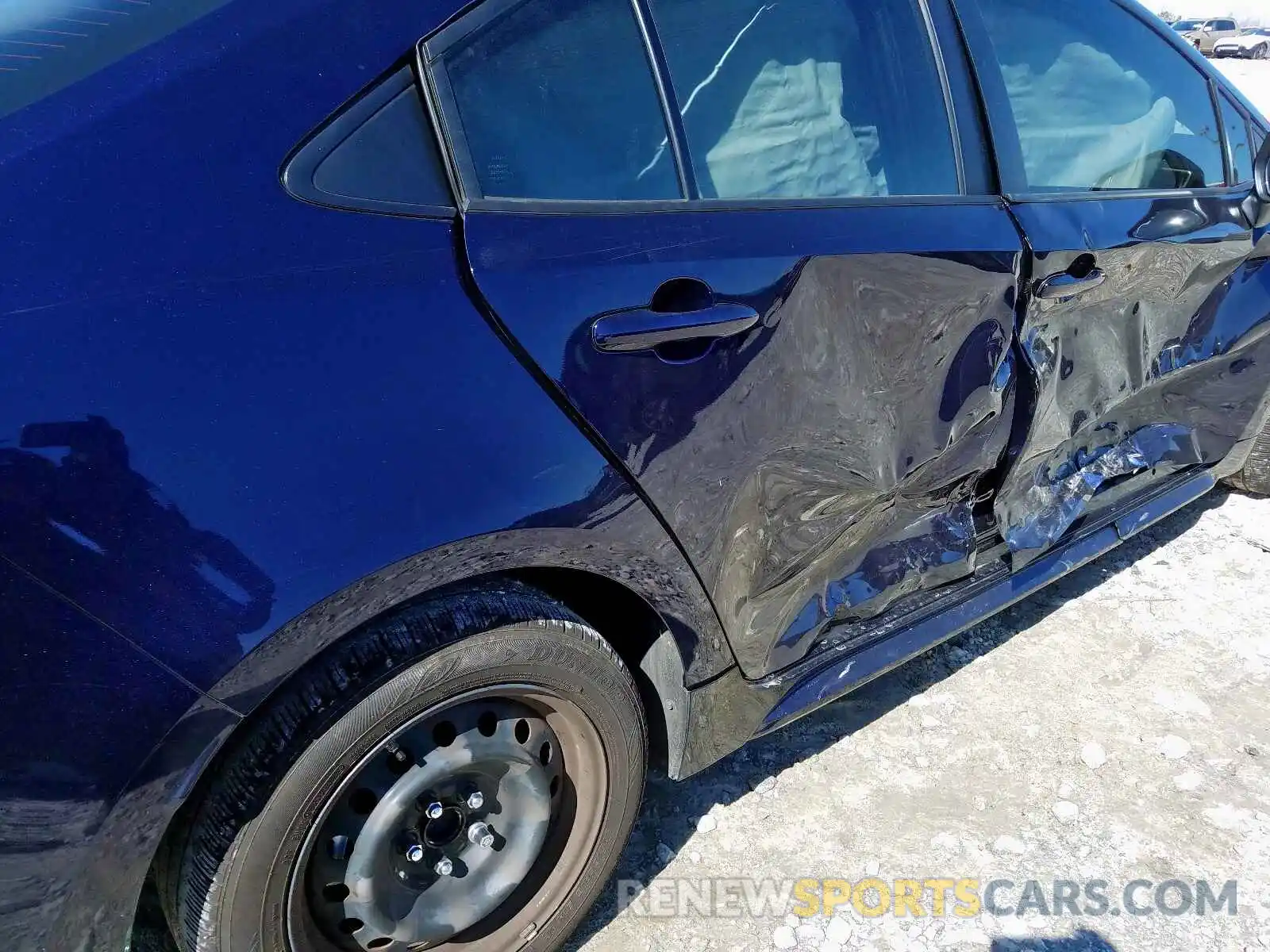 9 Photograph of a damaged car JTDEPRAE1LJ073750 TOYOTA COROLLA 2020