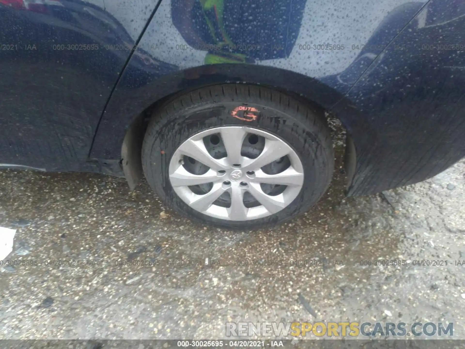 13 Photograph of a damaged car JTDEPRAE1LJ074333 TOYOTA COROLLA 2020