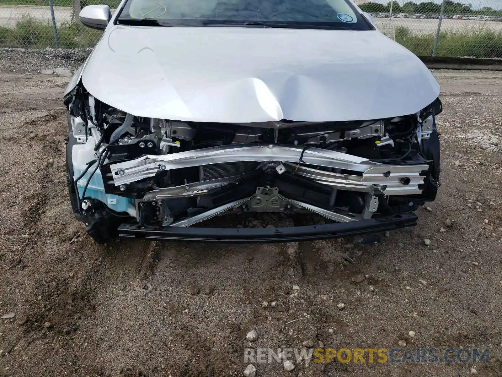 9 Photograph of a damaged car JTDEPRAE1LJ077636 TOYOTA COROLLA 2020