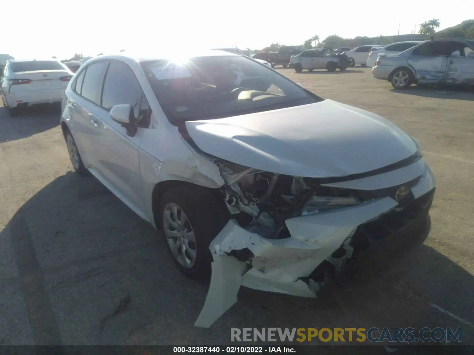 6 Photograph of a damaged car JTDEPRAE1LJ079399 TOYOTA COROLLA 2020