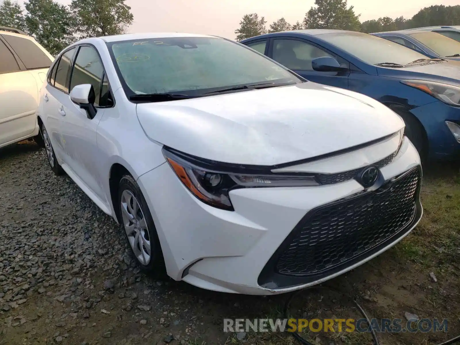 1 Photograph of a damaged car JTDEPRAE1LJ083985 TOYOTA COROLLA 2020