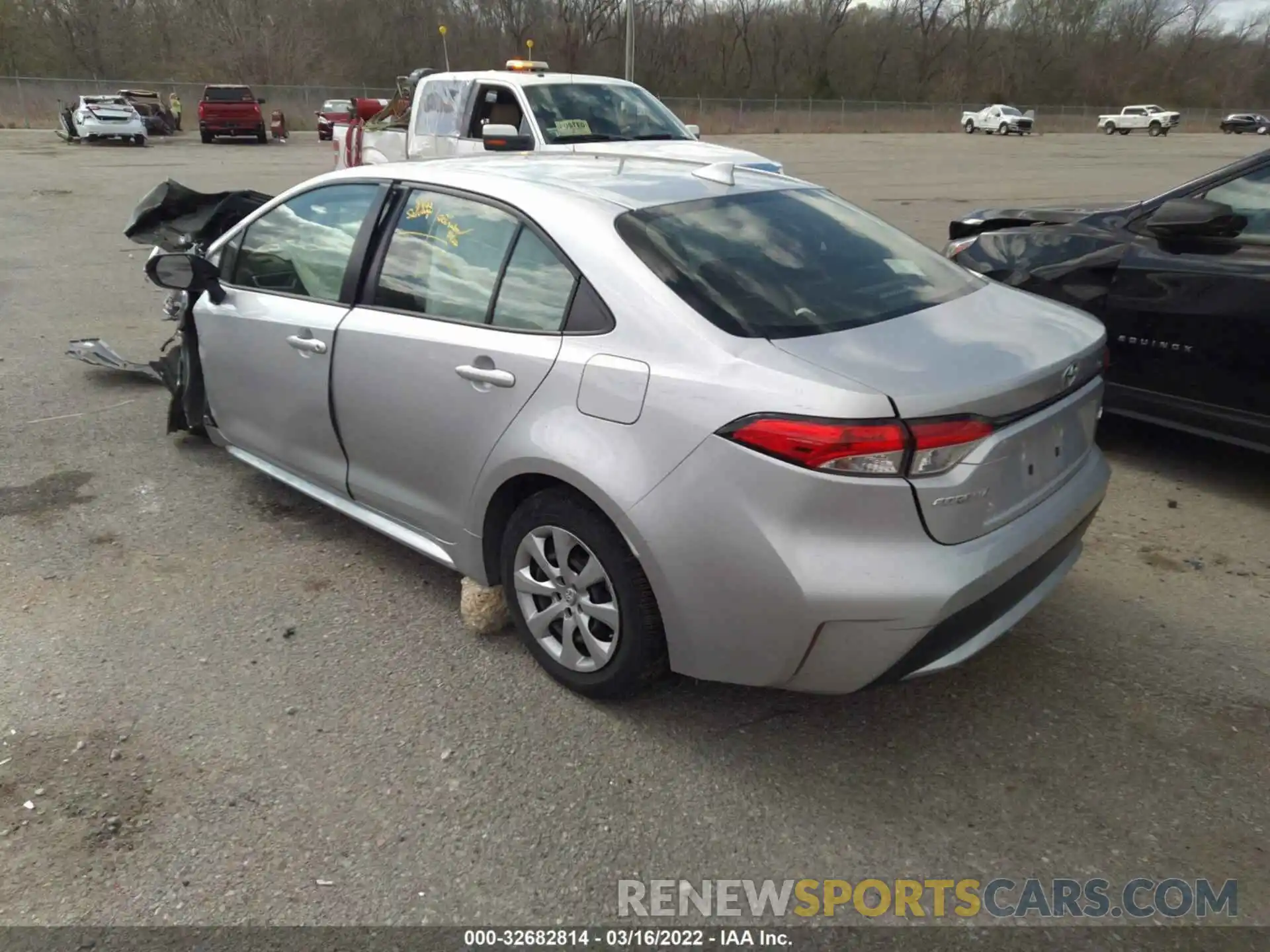 3 Photograph of a damaged car JTDEPRAE1LJ085977 TOYOTA COROLLA 2020