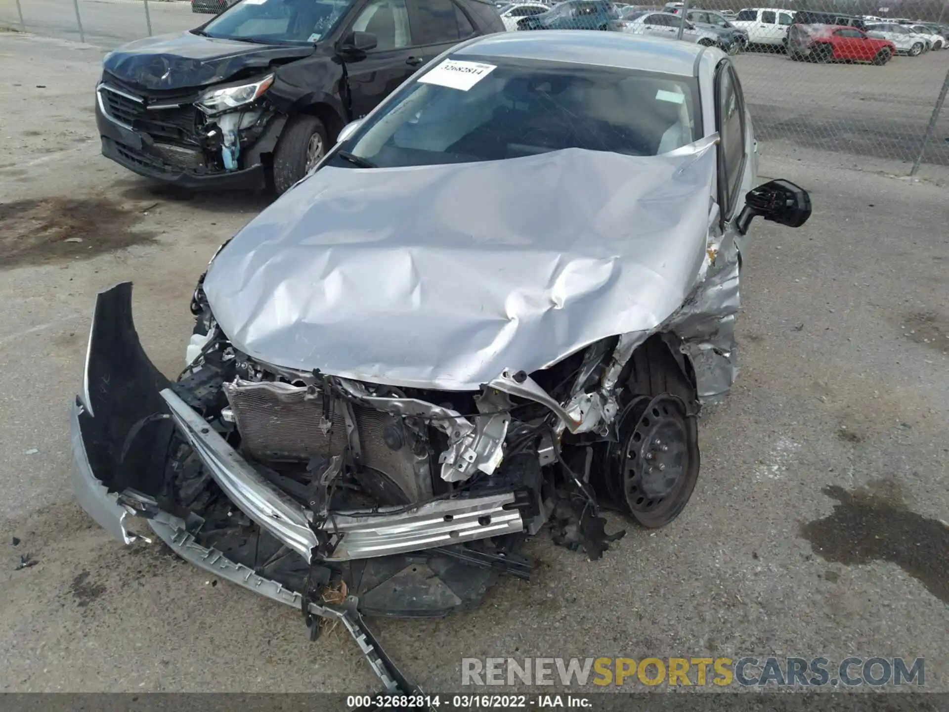 6 Photograph of a damaged car JTDEPRAE1LJ085977 TOYOTA COROLLA 2020