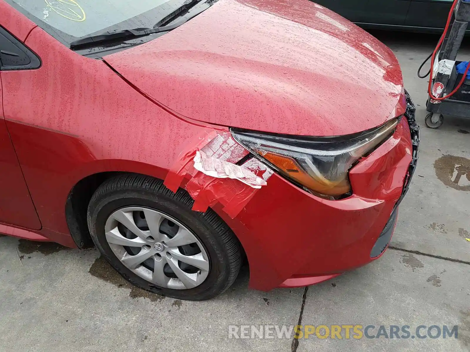 9 Photograph of a damaged car JTDEPRAE1LJ087793 TOYOTA COROLLA 2020