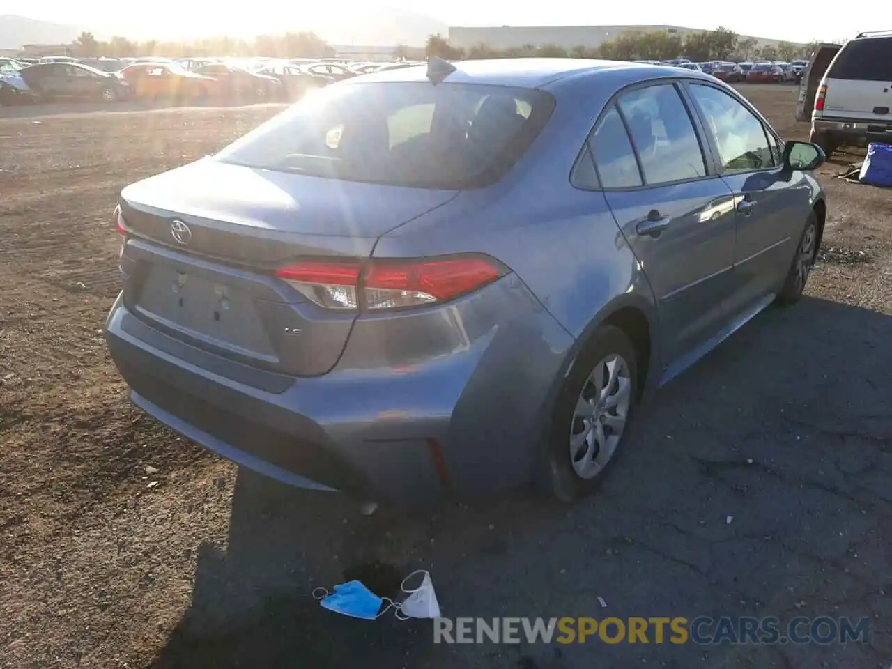 4 Photograph of a damaged car JTDEPRAE1LJ090564 TOYOTA COROLLA 2020