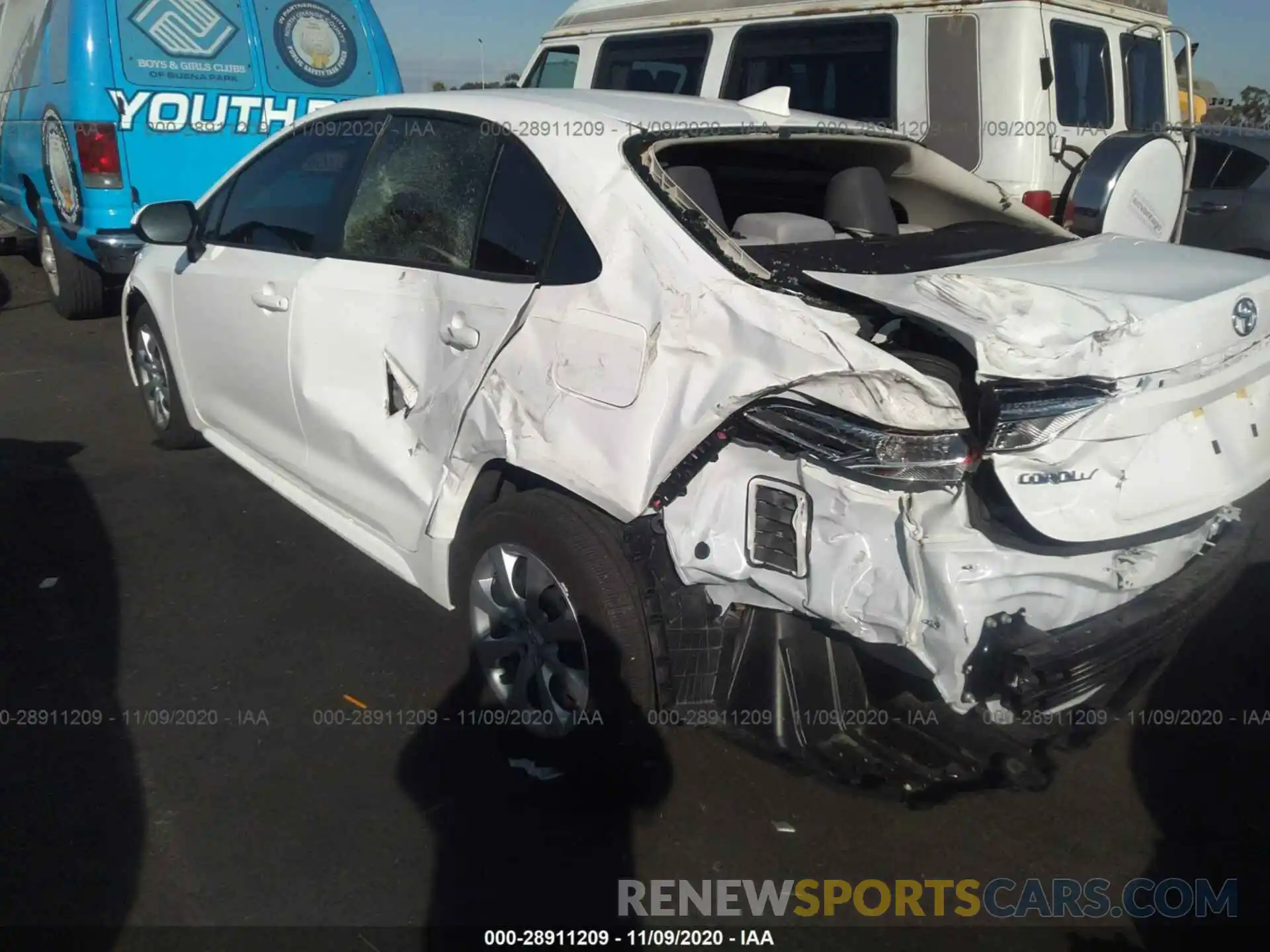 3 Photograph of a damaged car JTDEPRAE1LJ093870 TOYOTA COROLLA 2020