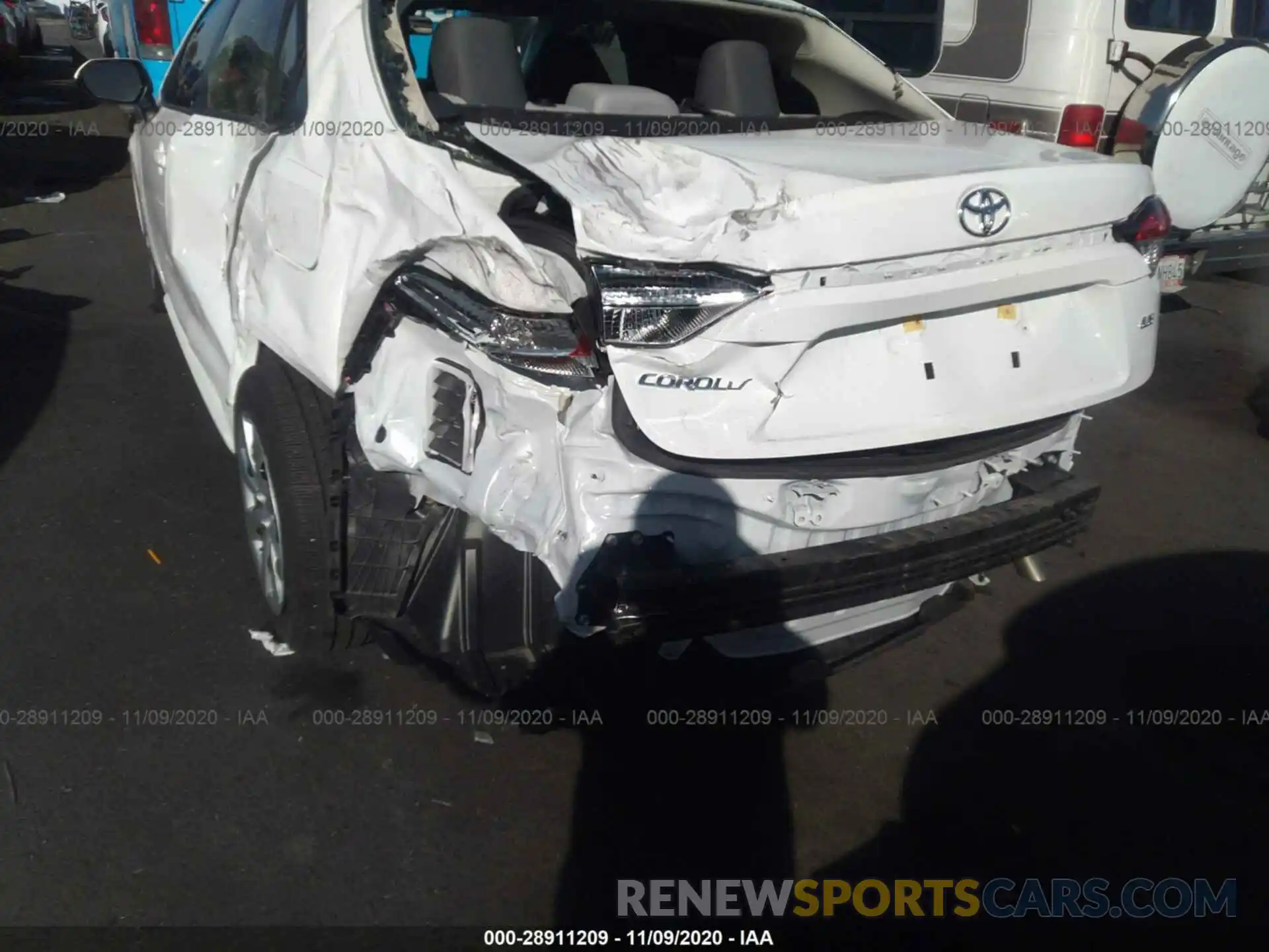 6 Photograph of a damaged car JTDEPRAE1LJ093870 TOYOTA COROLLA 2020