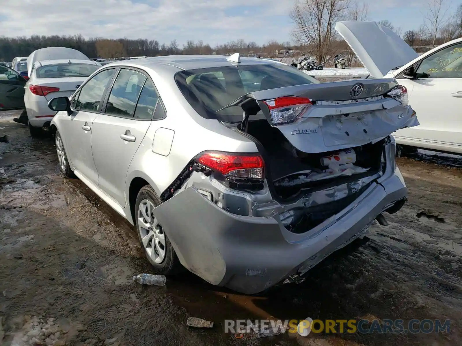 9 Photograph of a damaged car JTDEPRAE1LJ093996 TOYOTA COROLLA 2020