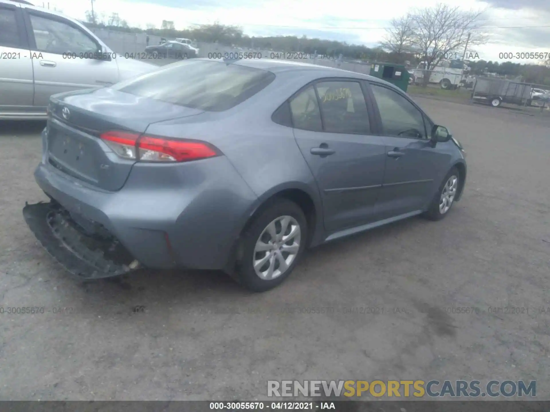 4 Photograph of a damaged car JTDEPRAE1LJ094470 TOYOTA COROLLA 2020