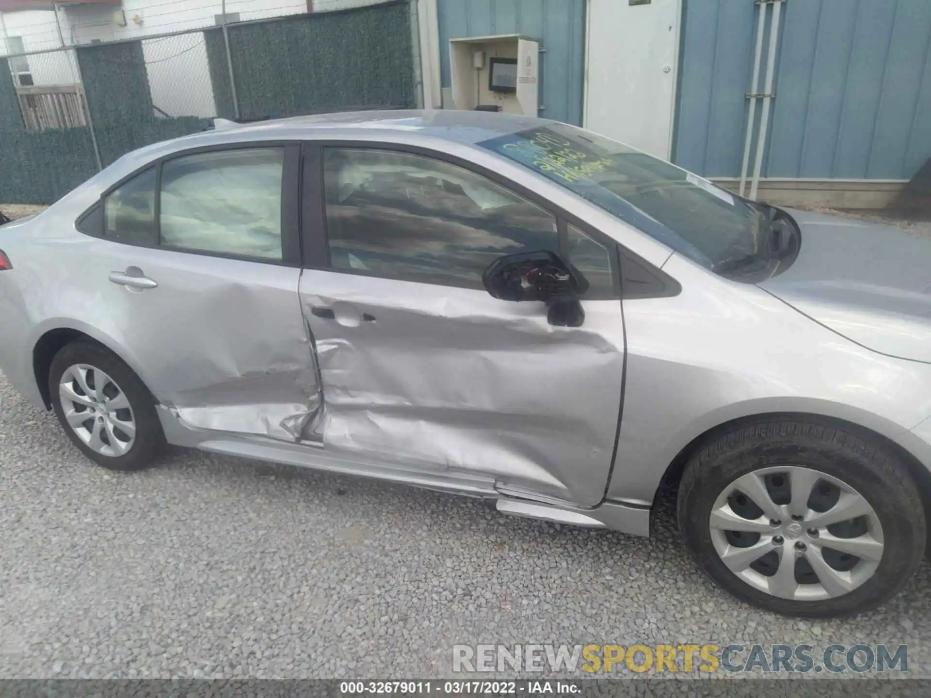 6 Photograph of a damaged car JTDEPRAE1LJ096896 TOYOTA COROLLA 2020