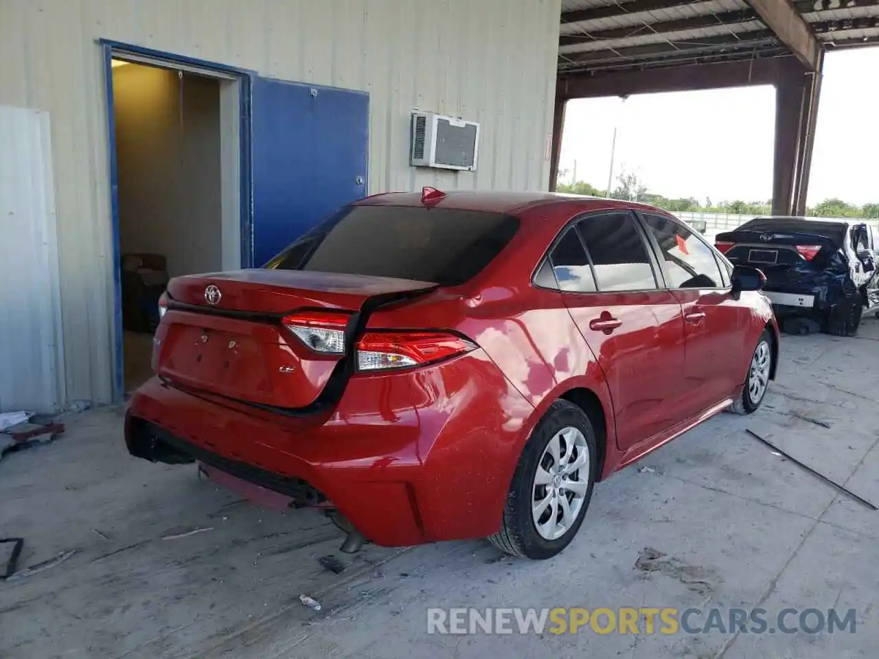 4 Photograph of a damaged car JTDEPRAE1LJ097014 TOYOTA COROLLA 2020