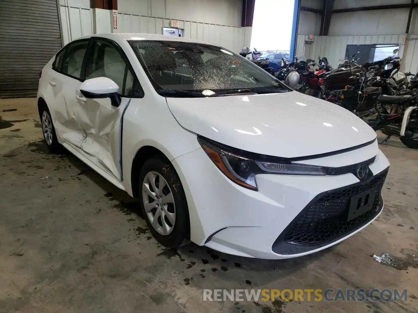 1 Photograph of a damaged car JTDEPRAE1LJ098616 TOYOTA COROLLA 2020