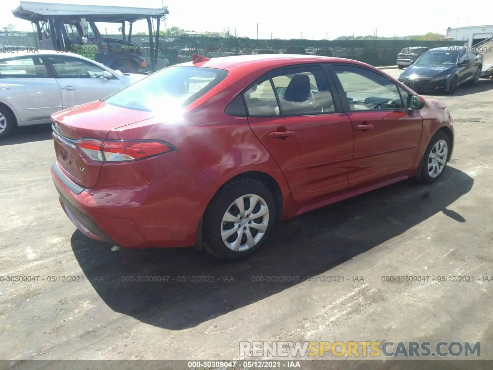 4 Photograph of a damaged car JTDEPRAE1LJ099443 TOYOTA COROLLA 2020