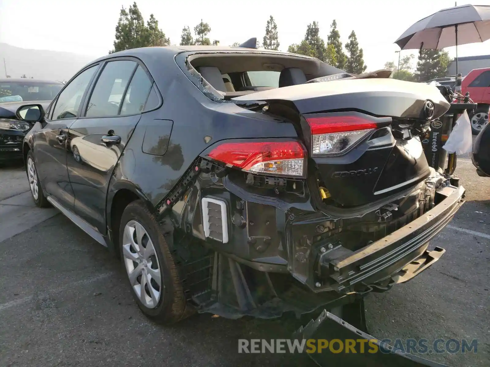 3 Photograph of a damaged car JTDEPRAE1LJ099510 TOYOTA COROLLA 2020