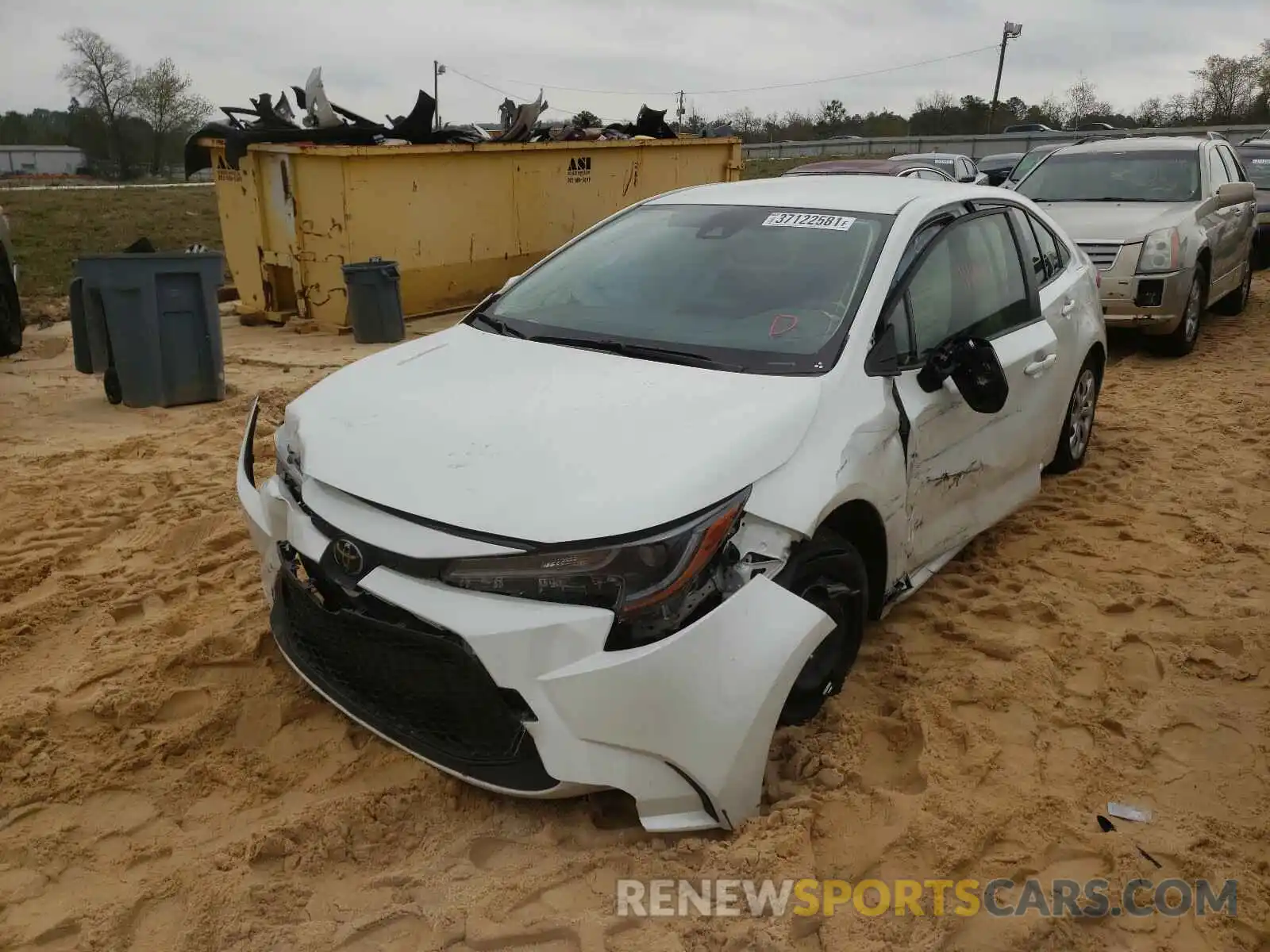 2 Photograph of a damaged car JTDEPRAE1LJ099961 TOYOTA COROLLA 2020