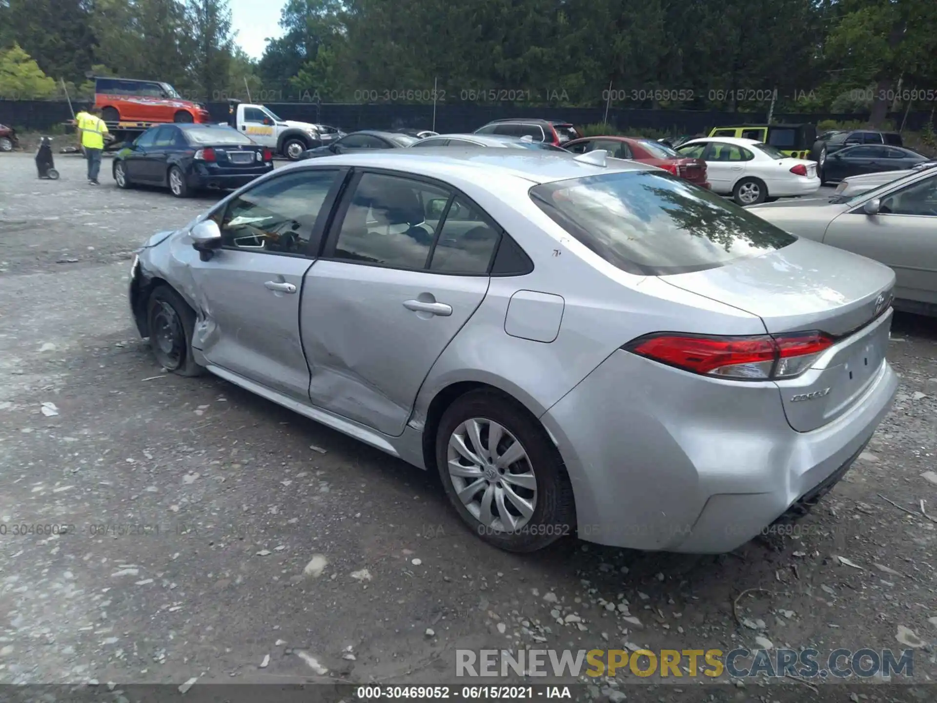 3 Photograph of a damaged car JTDEPRAE1LJ100364 TOYOTA COROLLA 2020