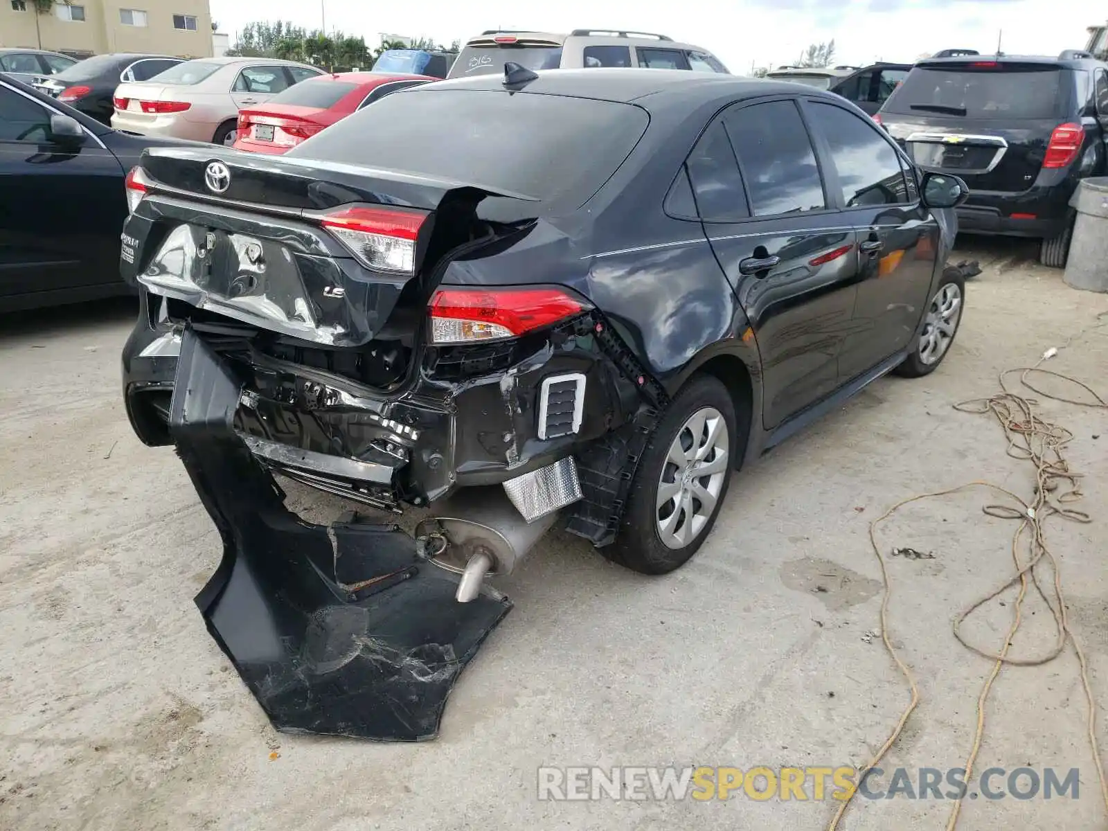 4 Photograph of a damaged car JTDEPRAE1LJ101496 TOYOTA COROLLA 2020