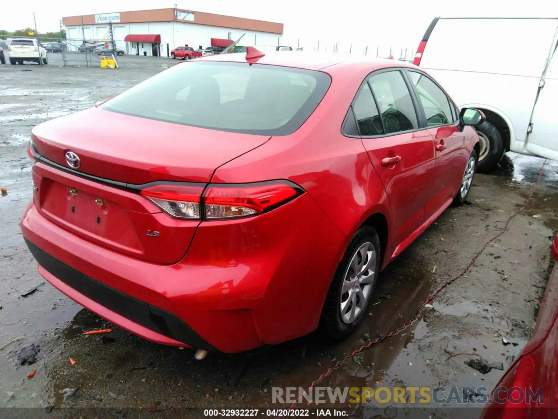 4 Photograph of a damaged car JTDEPRAE1LJ102096 TOYOTA COROLLA 2020