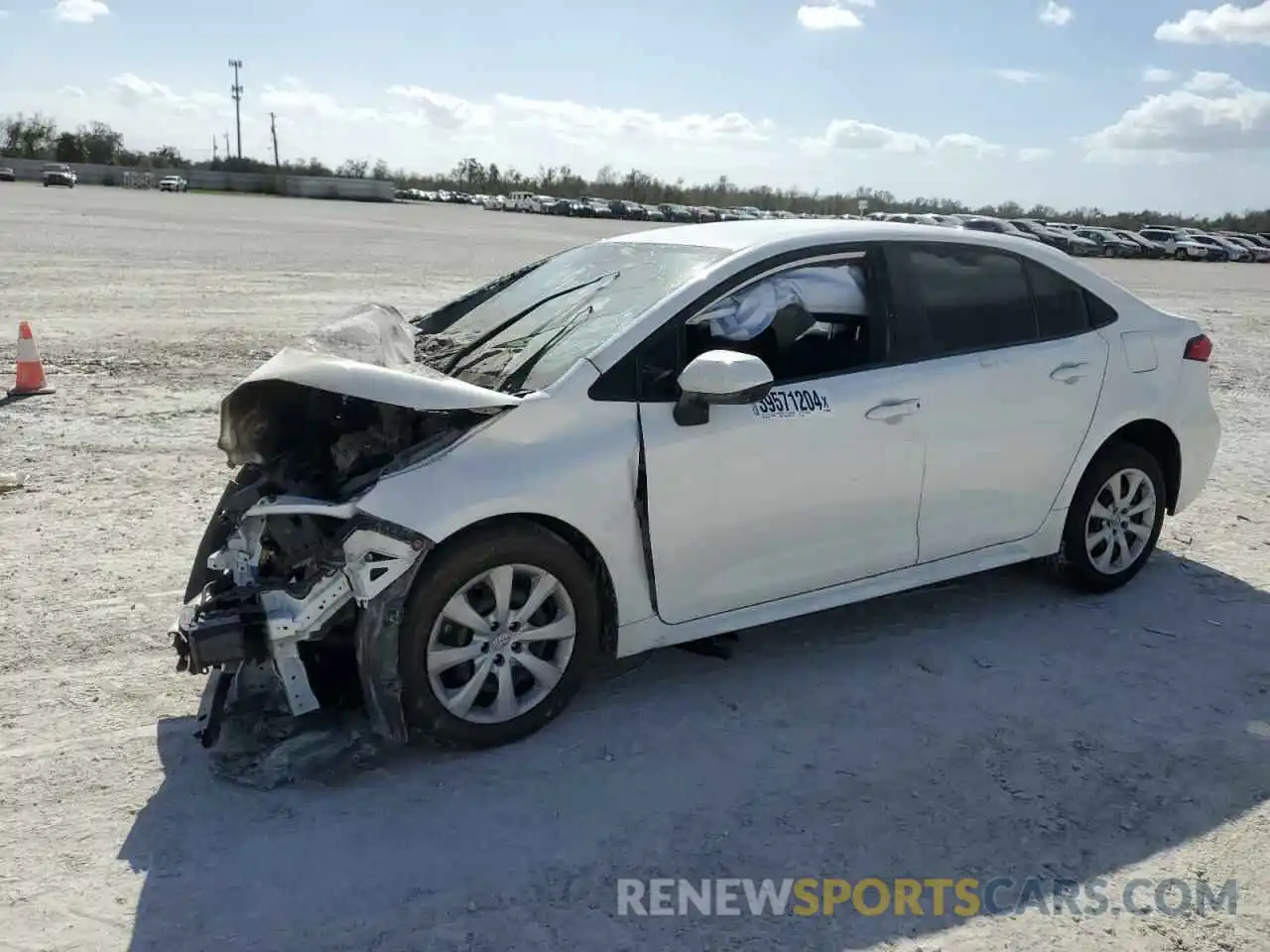 1 Photograph of a damaged car JTDEPRAE1LJ103085 TOYOTA COROLLA 2020