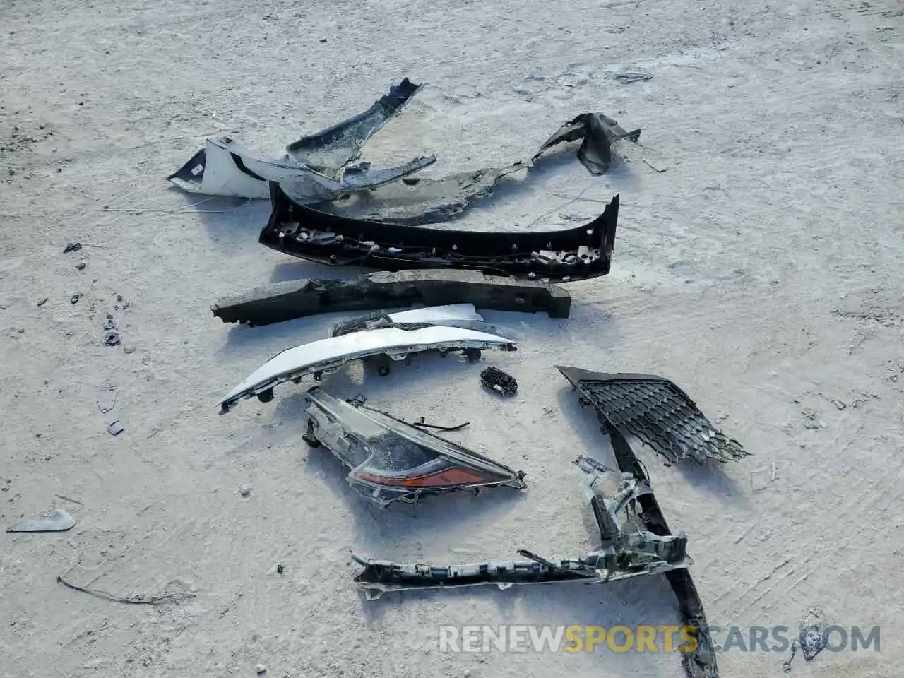 12 Photograph of a damaged car JTDEPRAE1LJ103085 TOYOTA COROLLA 2020