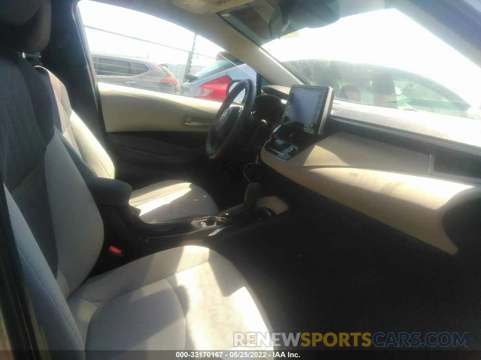 5 Photograph of a damaged car JTDEPRAE1LJ108190 TOYOTA COROLLA 2020