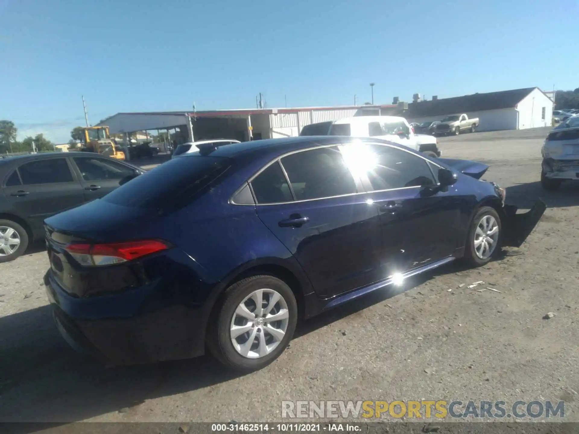 4 Photograph of a damaged car JTDEPRAE1LJ111087 TOYOTA COROLLA 2020