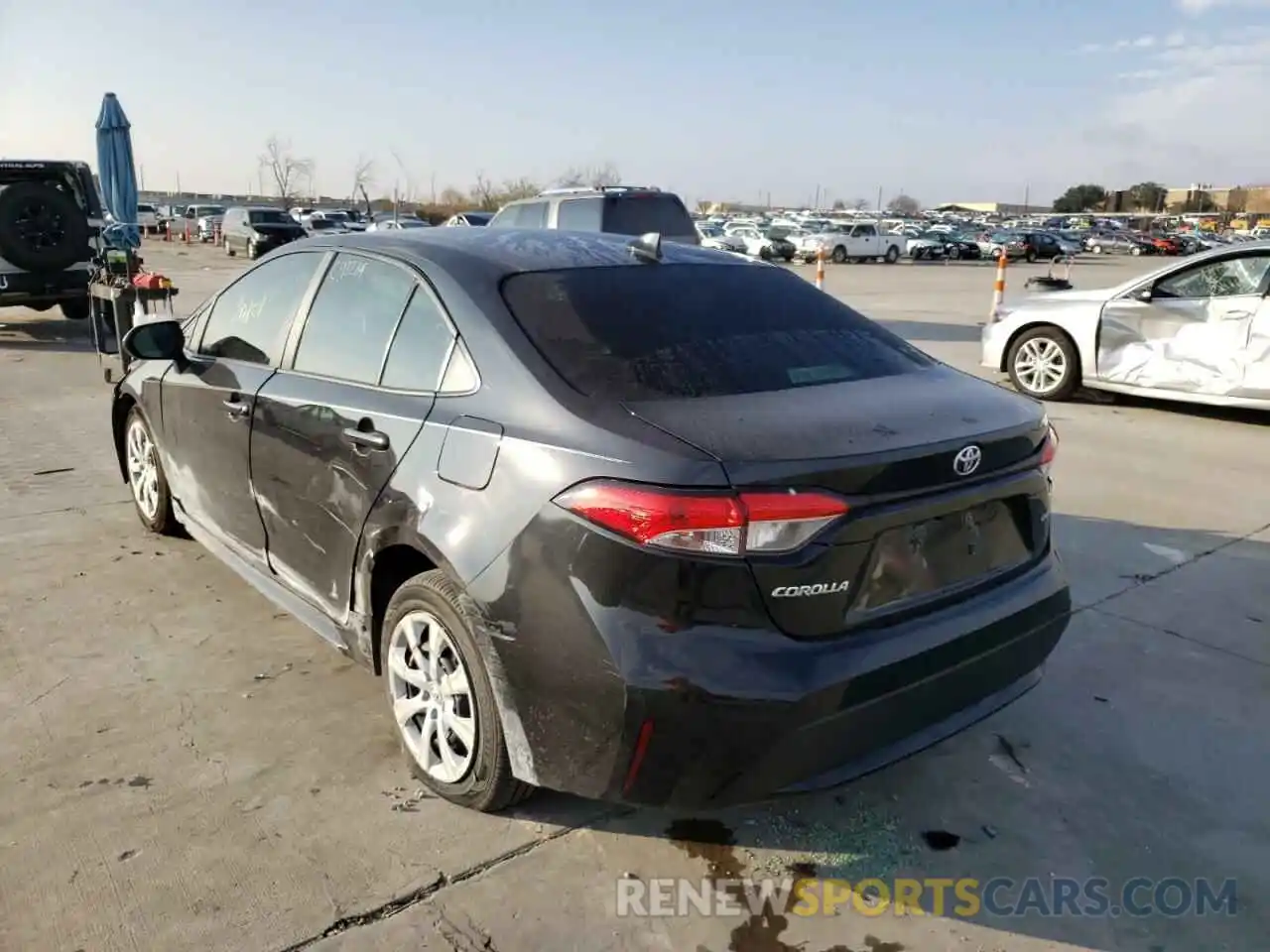 3 Photograph of a damaged car JTDEPRAE1LJ111574 TOYOTA COROLLA 2020