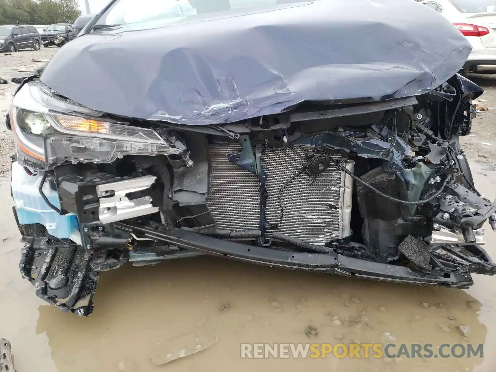 9 Photograph of a damaged car JTDEPRAE1LJ112868 TOYOTA COROLLA 2020