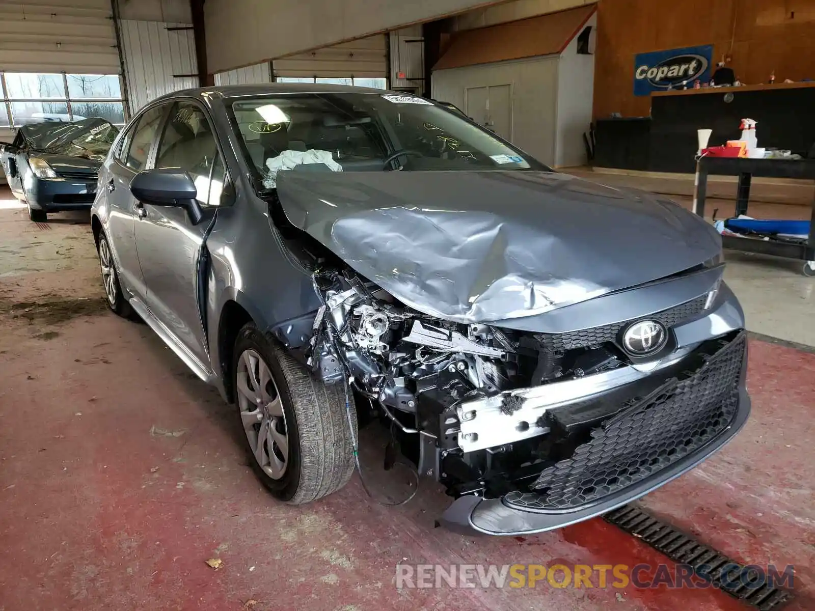 1 Photograph of a damaged car JTDEPRAE1LJ114037 TOYOTA COROLLA 2020