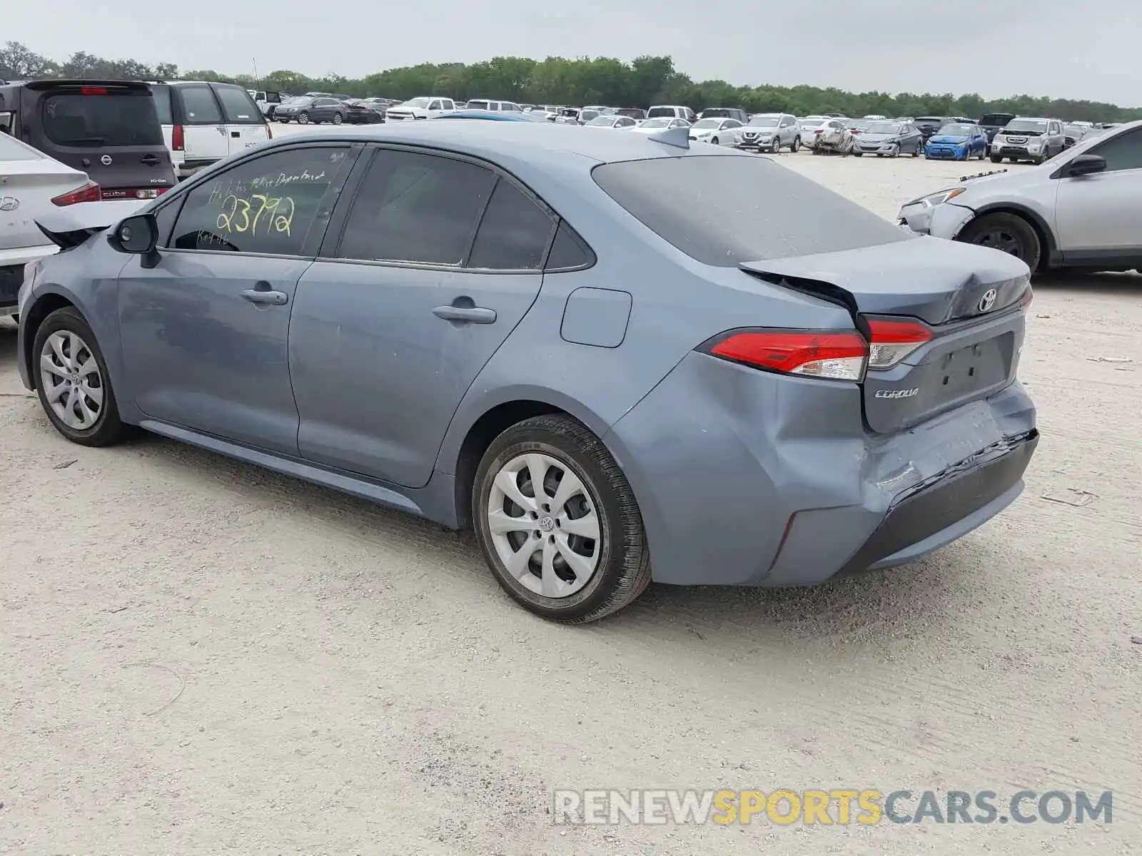 3 Photograph of a damaged car JTDEPRAE1LJ115558 TOYOTA COROLLA 2020