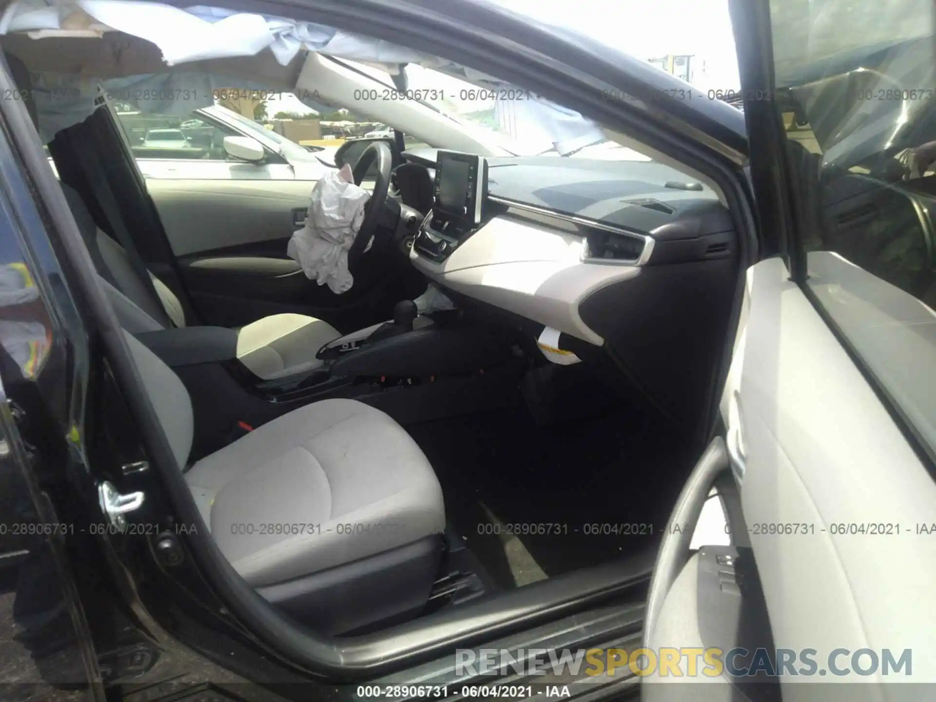 5 Photograph of a damaged car JTDEPRAE2LJ001925 TOYOTA COROLLA 2020