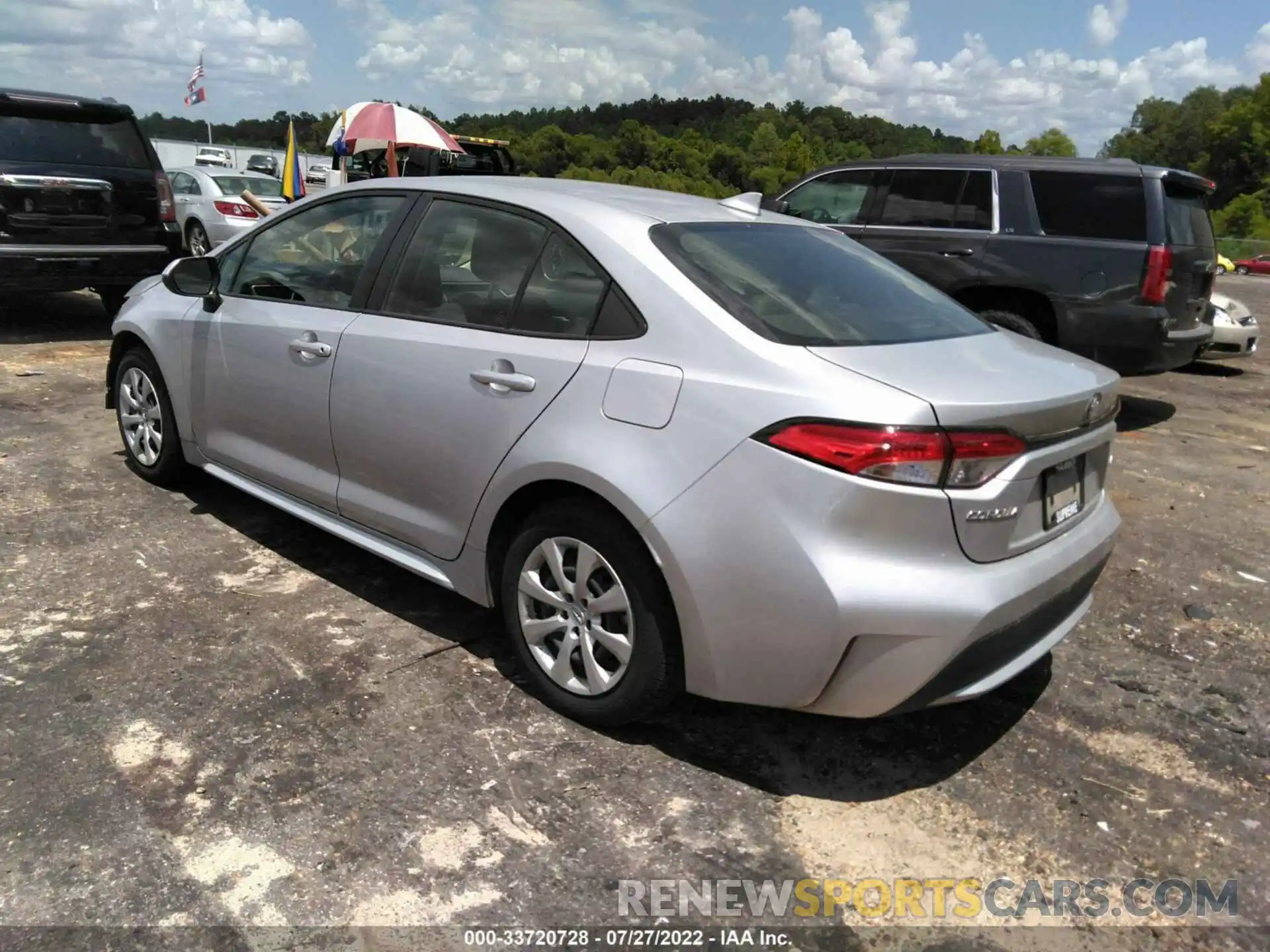 3 Photograph of a damaged car JTDEPRAE2LJ005716 TOYOTA COROLLA 2020