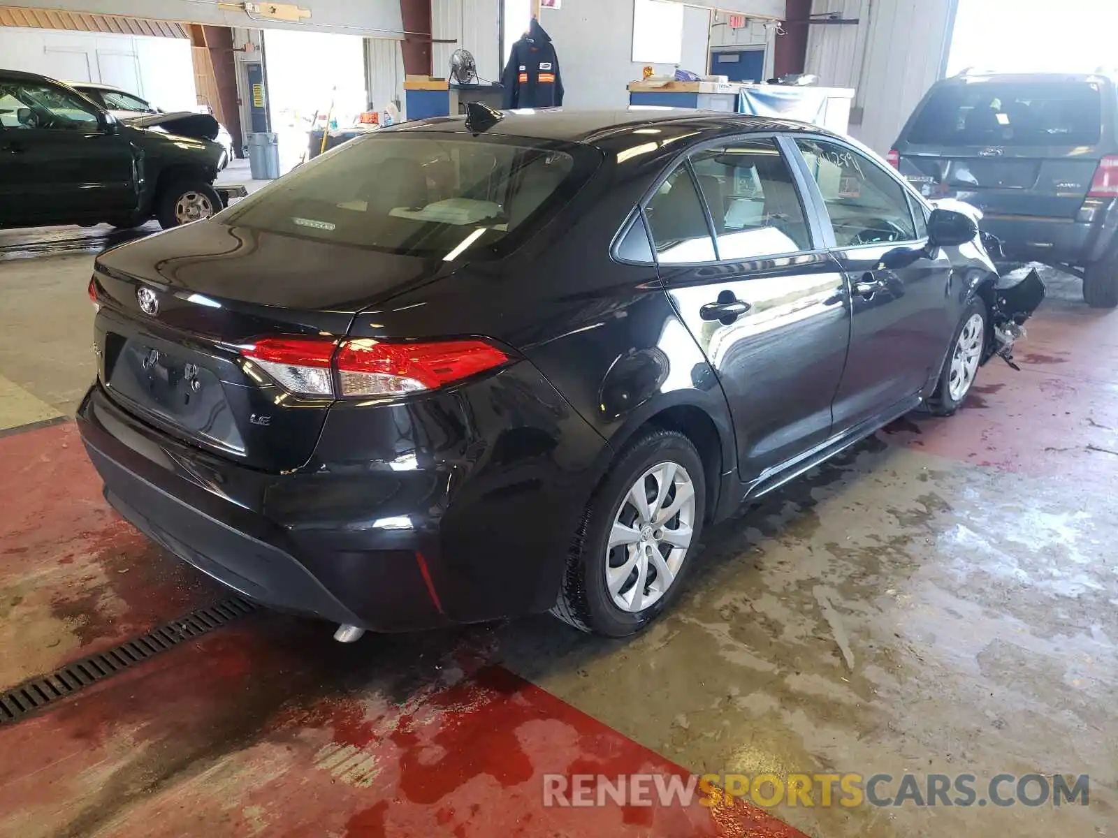 4 Photograph of a damaged car JTDEPRAE2LJ007126 TOYOTA COROLLA 2020