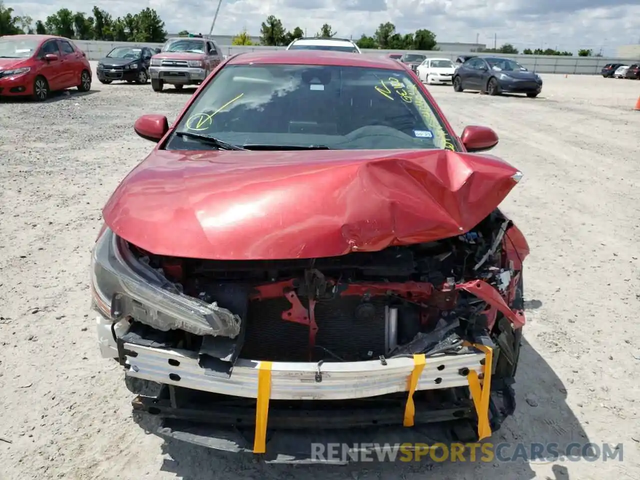 9 Photograph of a damaged car JTDEPRAE2LJ007790 TOYOTA COROLLA 2020