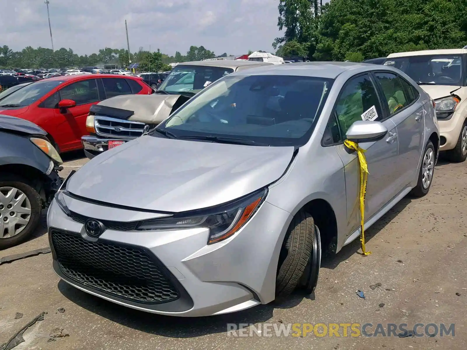 2 Photograph of a damaged car JTDEPRAE2LJ007918 TOYOTA COROLLA 2020