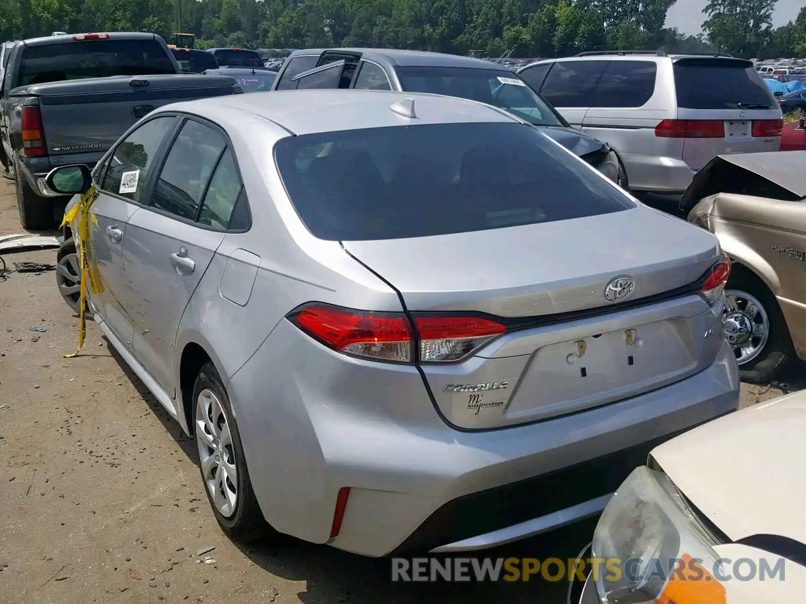 3 Photograph of a damaged car JTDEPRAE2LJ007918 TOYOTA COROLLA 2020