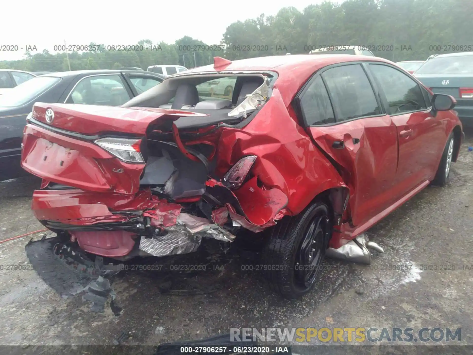 4 Photograph of a damaged car JTDEPRAE2LJ010625 TOYOTA COROLLA 2020