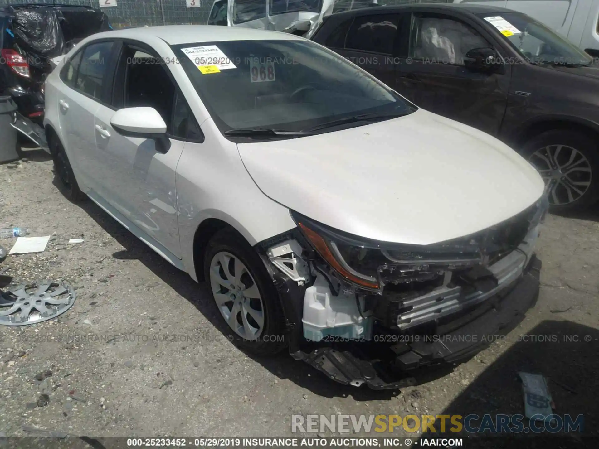 1 Photograph of a damaged car JTDEPRAE2LJ013136 TOYOTA COROLLA 2020