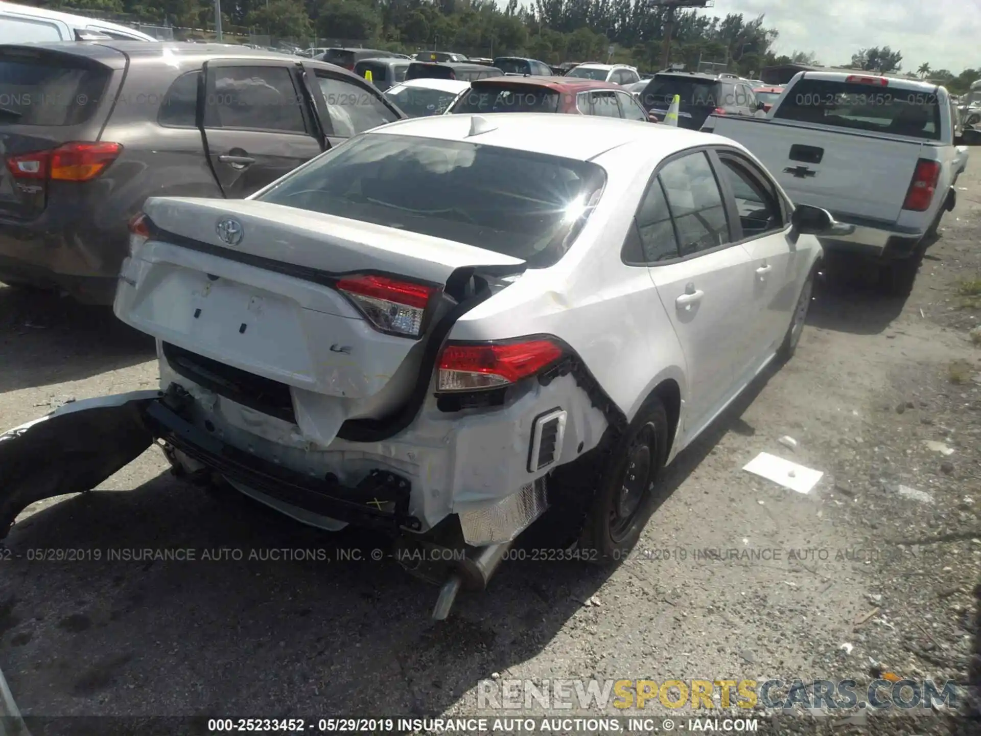 4 Photograph of a damaged car JTDEPRAE2LJ013136 TOYOTA COROLLA 2020