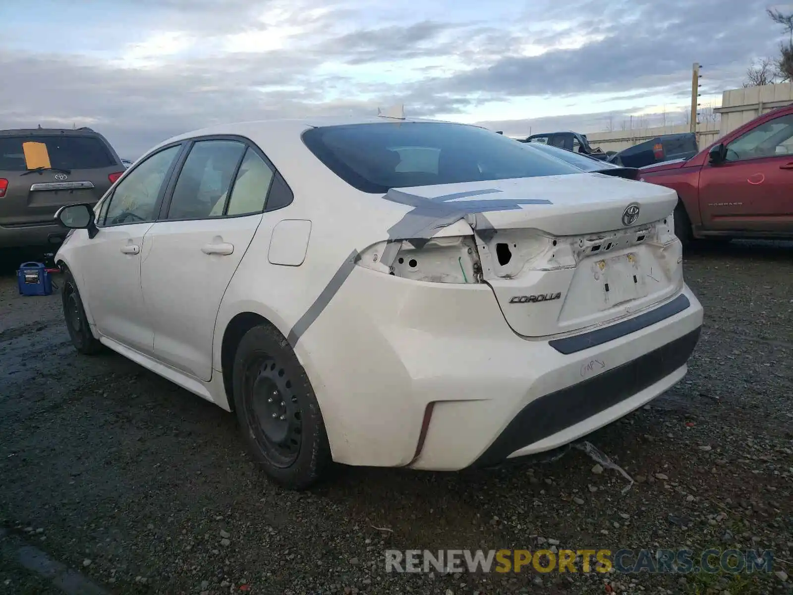 3 Photograph of a damaged car JTDEPRAE2LJ013783 TOYOTA COROLLA 2020