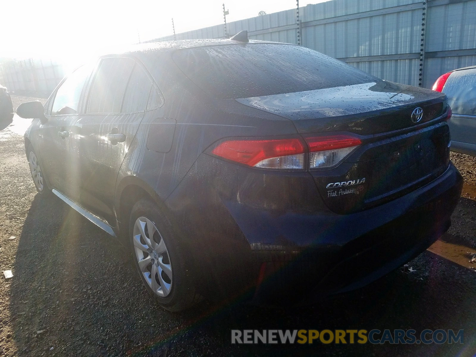 3 Photograph of a damaged car JTDEPRAE2LJ014075 TOYOTA COROLLA 2020