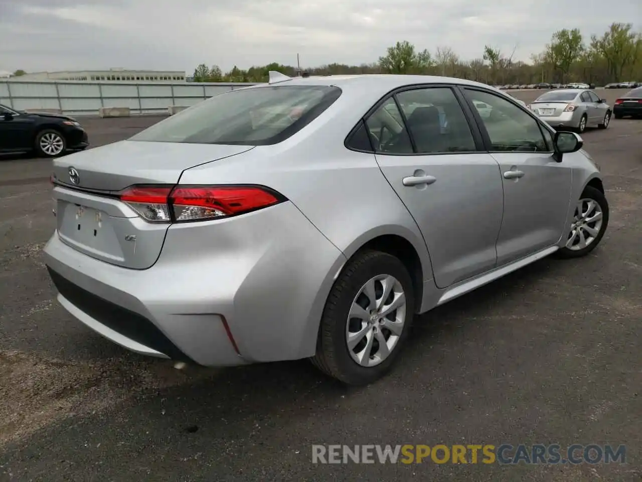 4 Photograph of a damaged car JTDEPRAE2LJ017848 TOYOTA COROLLA 2020