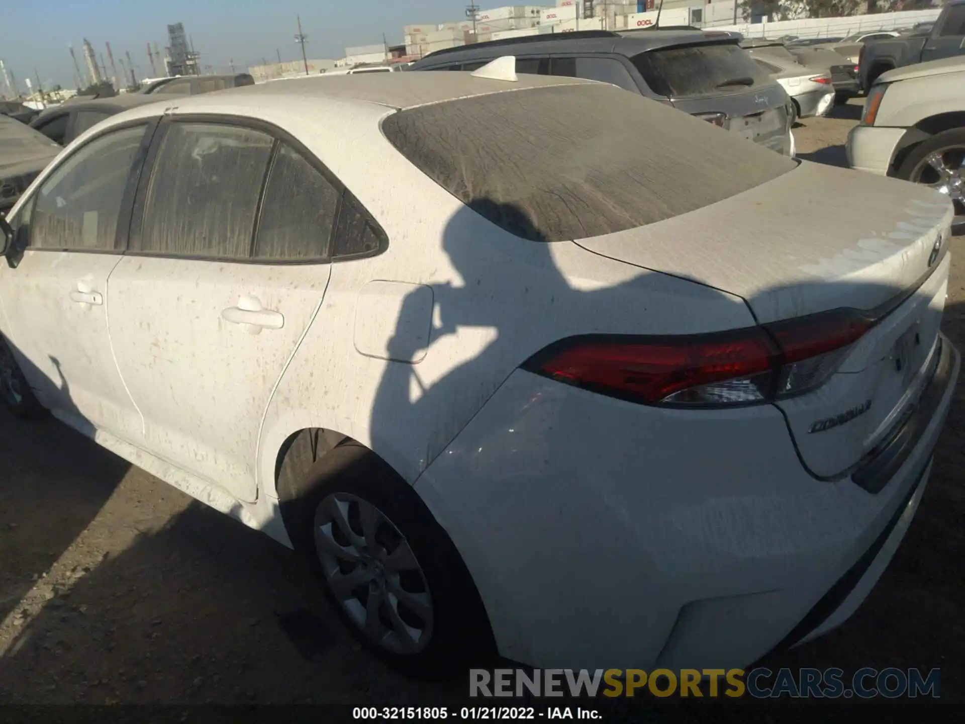 3 Photograph of a damaged car JTDEPRAE2LJ018773 TOYOTA COROLLA 2020