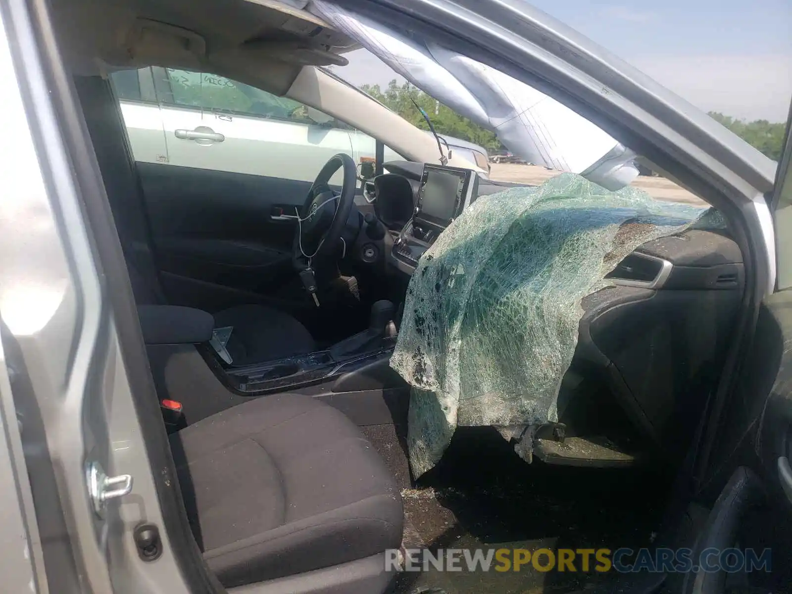 5 Photograph of a damaged car JTDEPRAE2LJ019373 TOYOTA COROLLA 2020