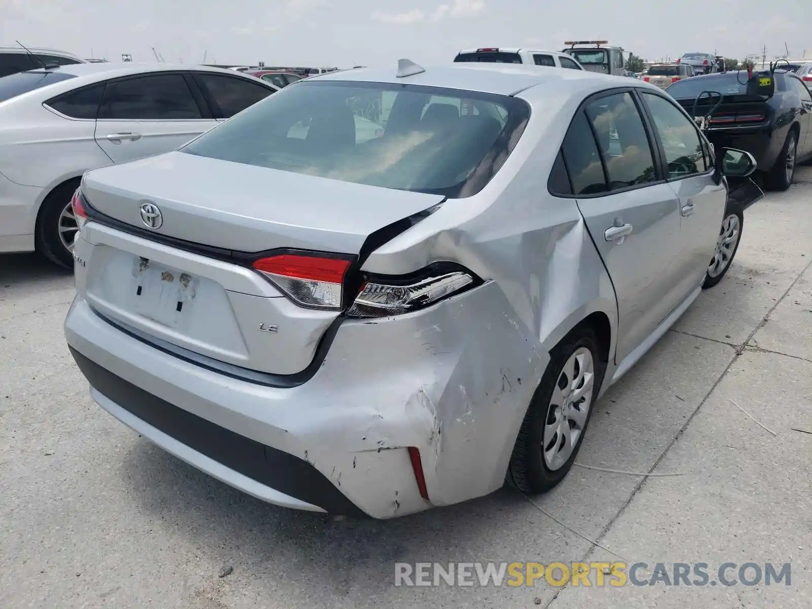 4 Photograph of a damaged car JTDEPRAE2LJ020376 TOYOTA COROLLA 2020