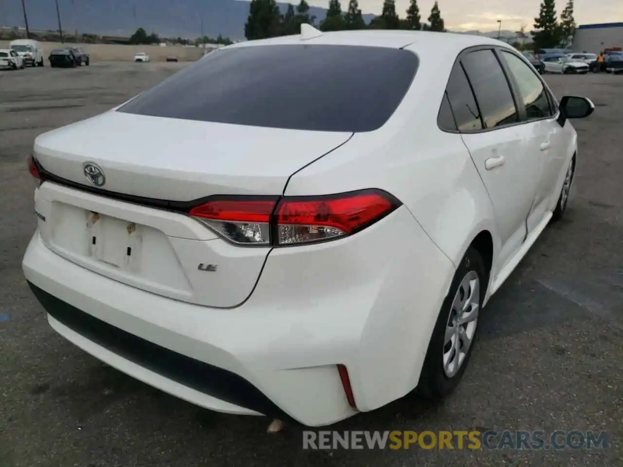 4 Photograph of a damaged car JTDEPRAE2LJ022452 TOYOTA COROLLA 2020